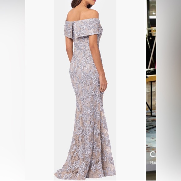 Xscape Silver Sequin Sleeveless Gown NWT - Picture 2 of 5